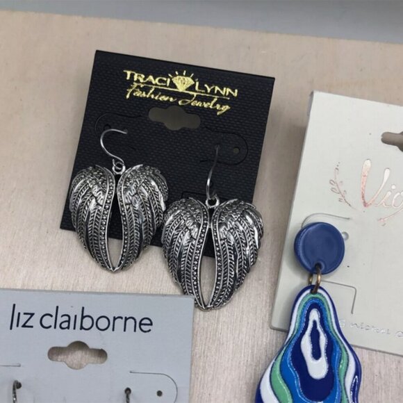 Lot 8 New Trendy Earrings Jewelry Mix Casual to Statement Dangle Long and Short - Picture 6 of 9